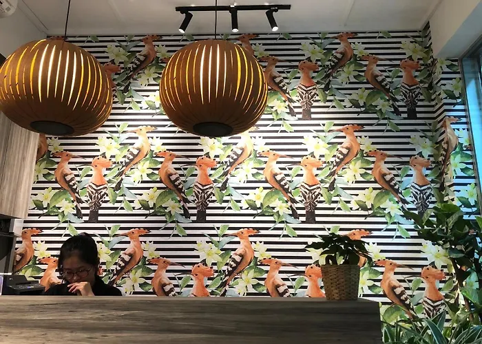 Reddoorz Hostel @ Kallang Mrt Singapore